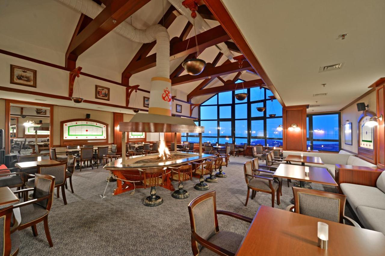 Karinna Hotel Convention Center & Spa - Full Board Plus Bursa Buitenkant foto